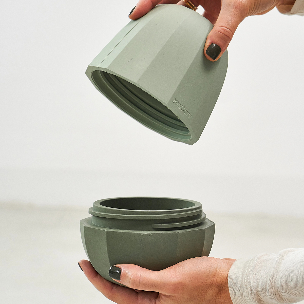 Uovo Beschäftigungsspielzeug Grolive